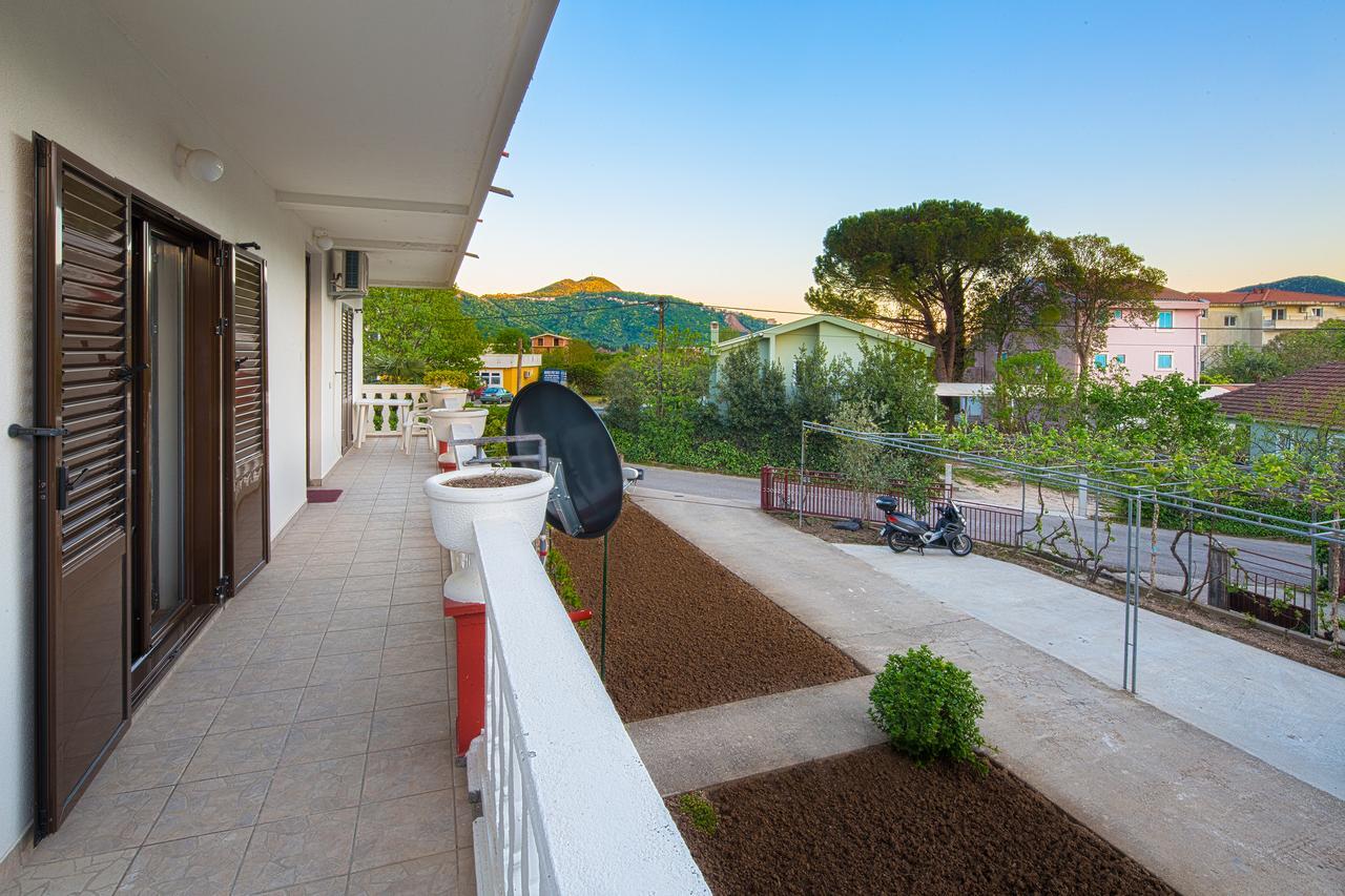 Beluga Budva Exterior foto